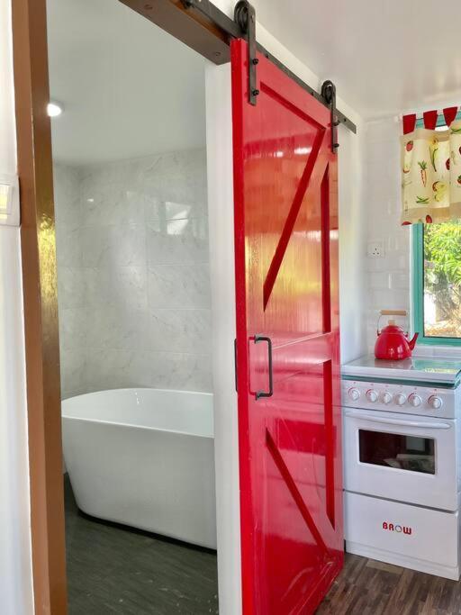 Sea Kecil Tiny House Near Jetty Of Kuala Besut Βίλα Kampong Nail Εξωτερικό φωτογραφία